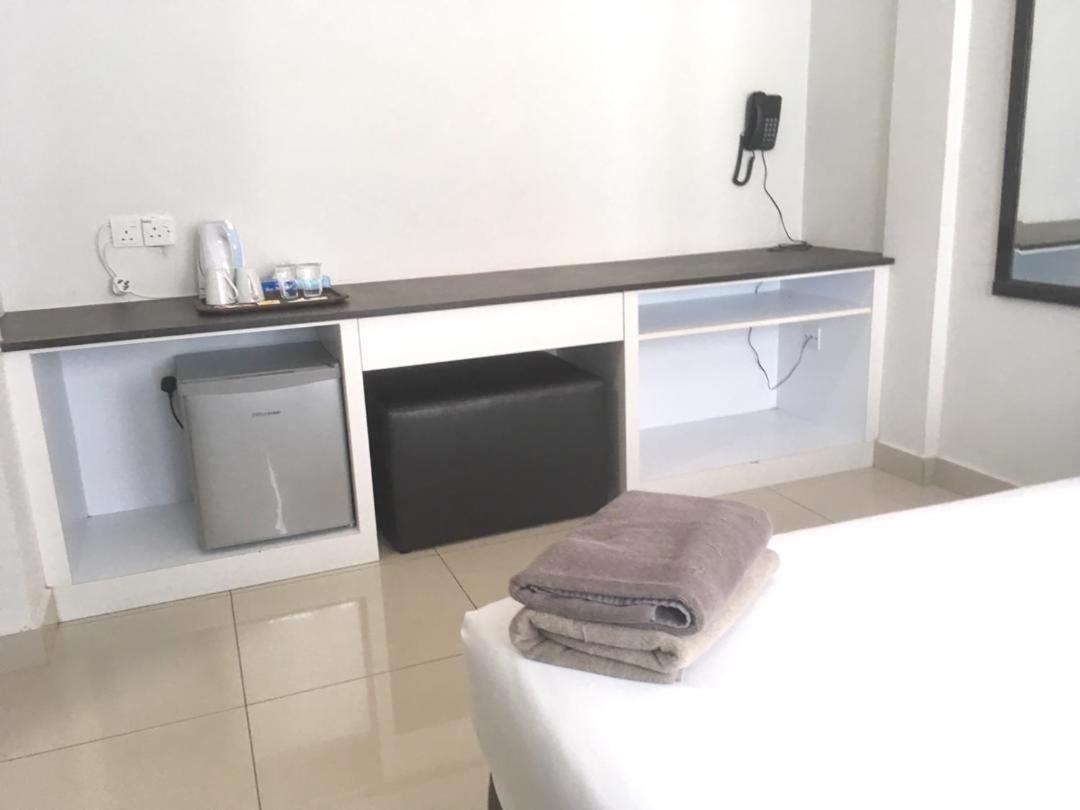 Desaru, Bayu Balau Beach Resort Bandar Penawar Zewnętrze zdjęcie