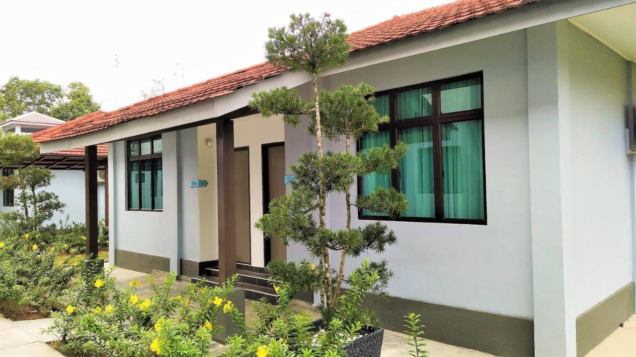 Desaru, Bayu Balau Beach Resort Bandar Penawar Zewnętrze zdjęcie
