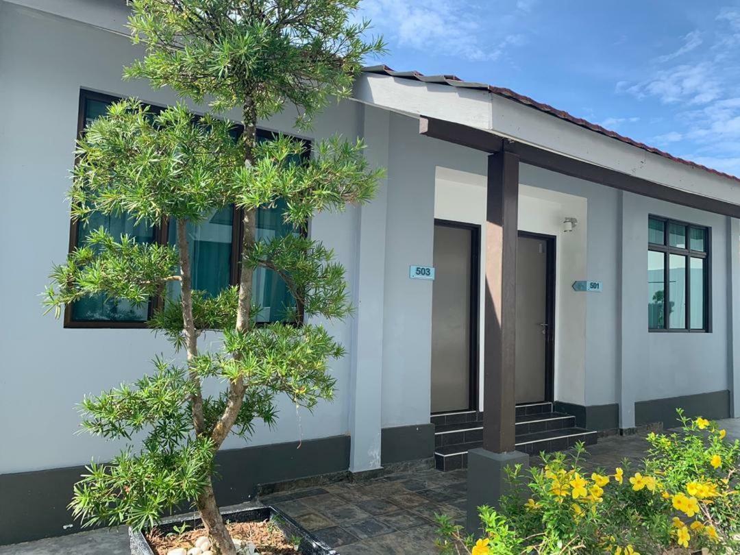 Desaru, Bayu Balau Beach Resort Bandar Penawar Zewnętrze zdjęcie